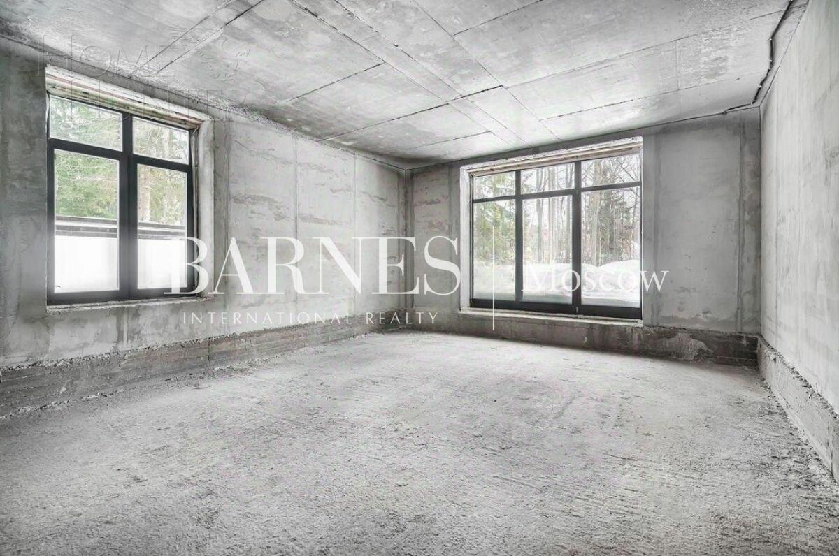 2-этажный коттедж 460 м² без отделки