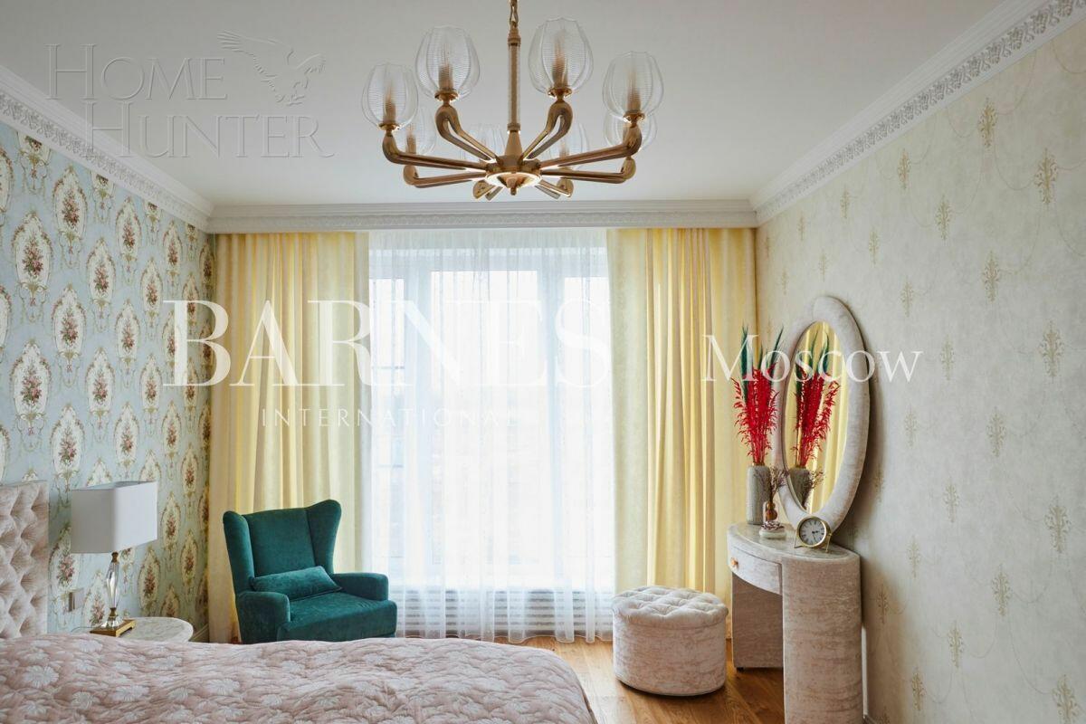 2-этажный коттедж 200 м² с отделкой