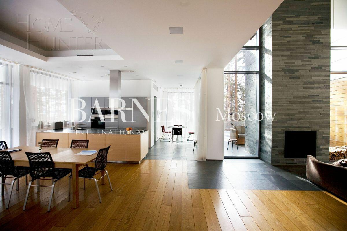 КОТТЕДЖ 640 м² с отделкой