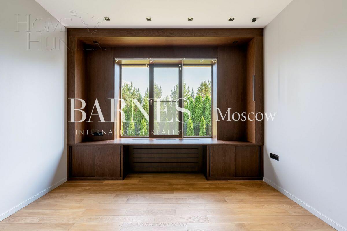 2-этажный коттедж 320 м² с отделкой