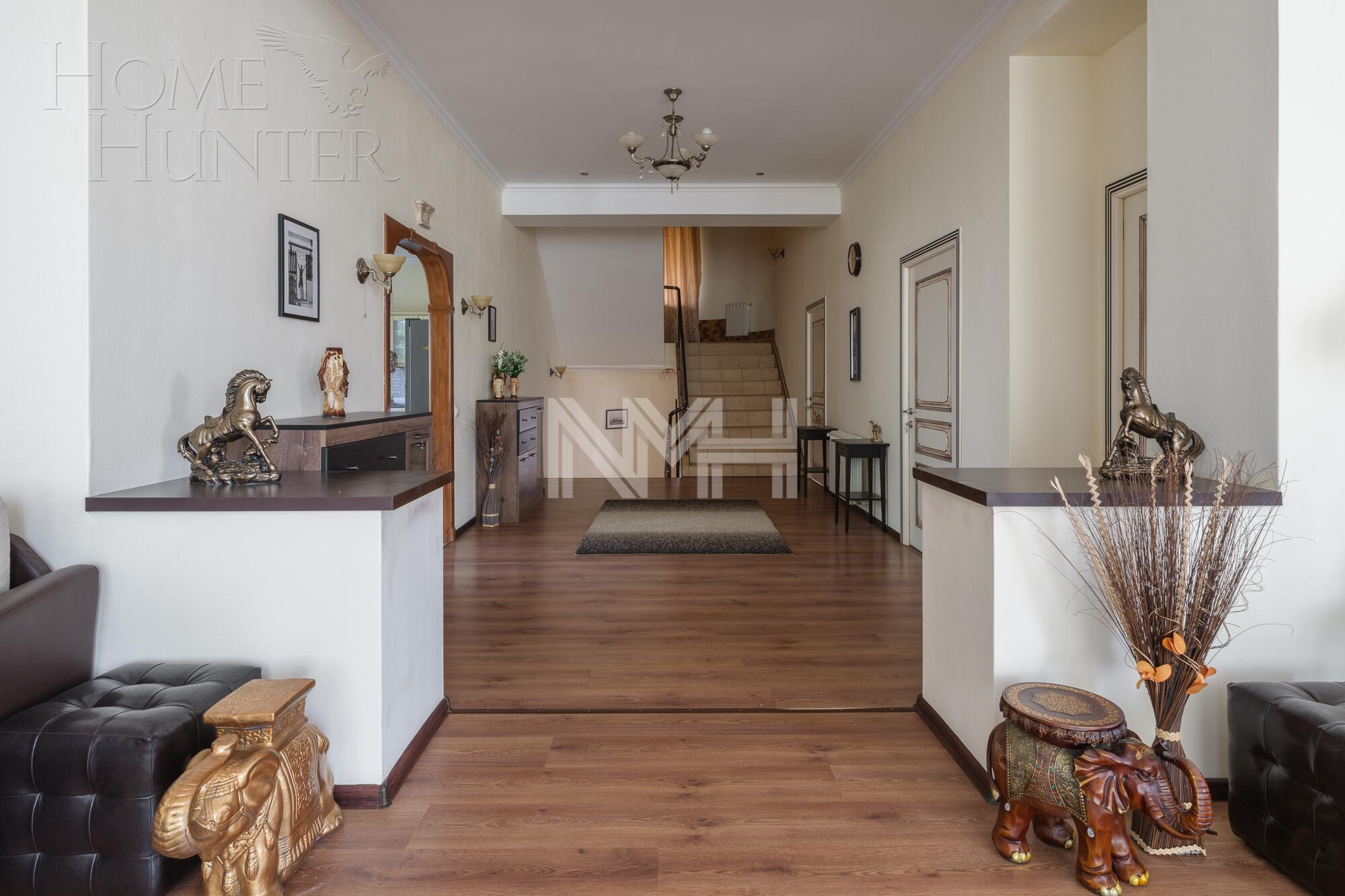 2-этажный коттедж 683 м² с отделкой