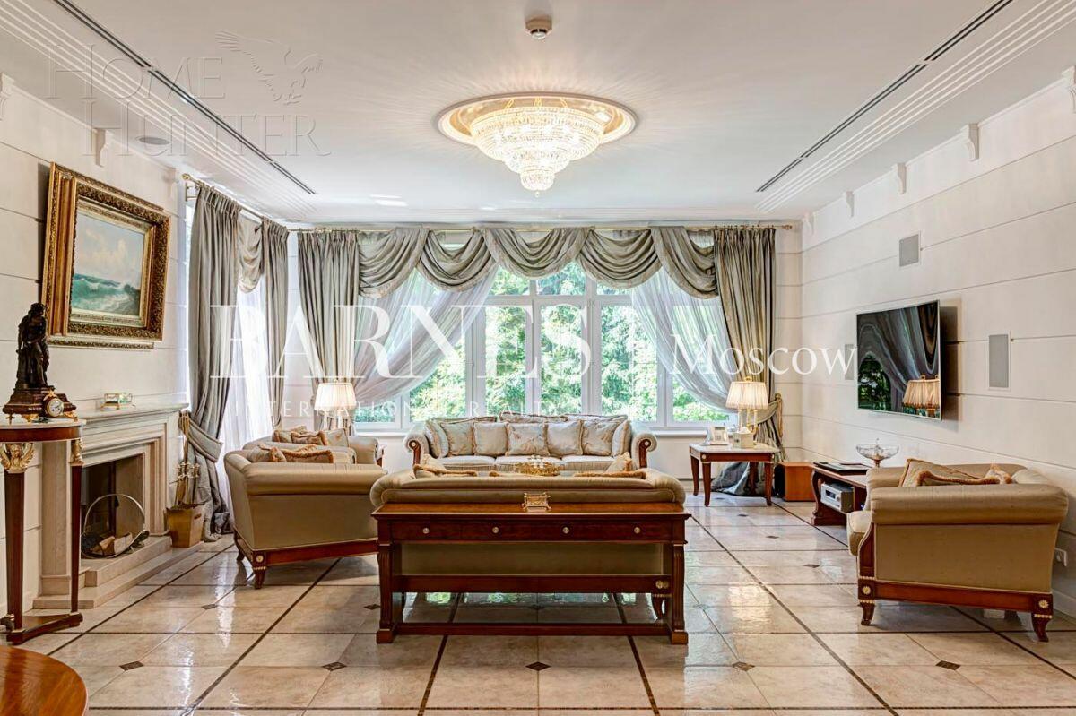 2-этажный коттедж 782.7 м² с отделкой