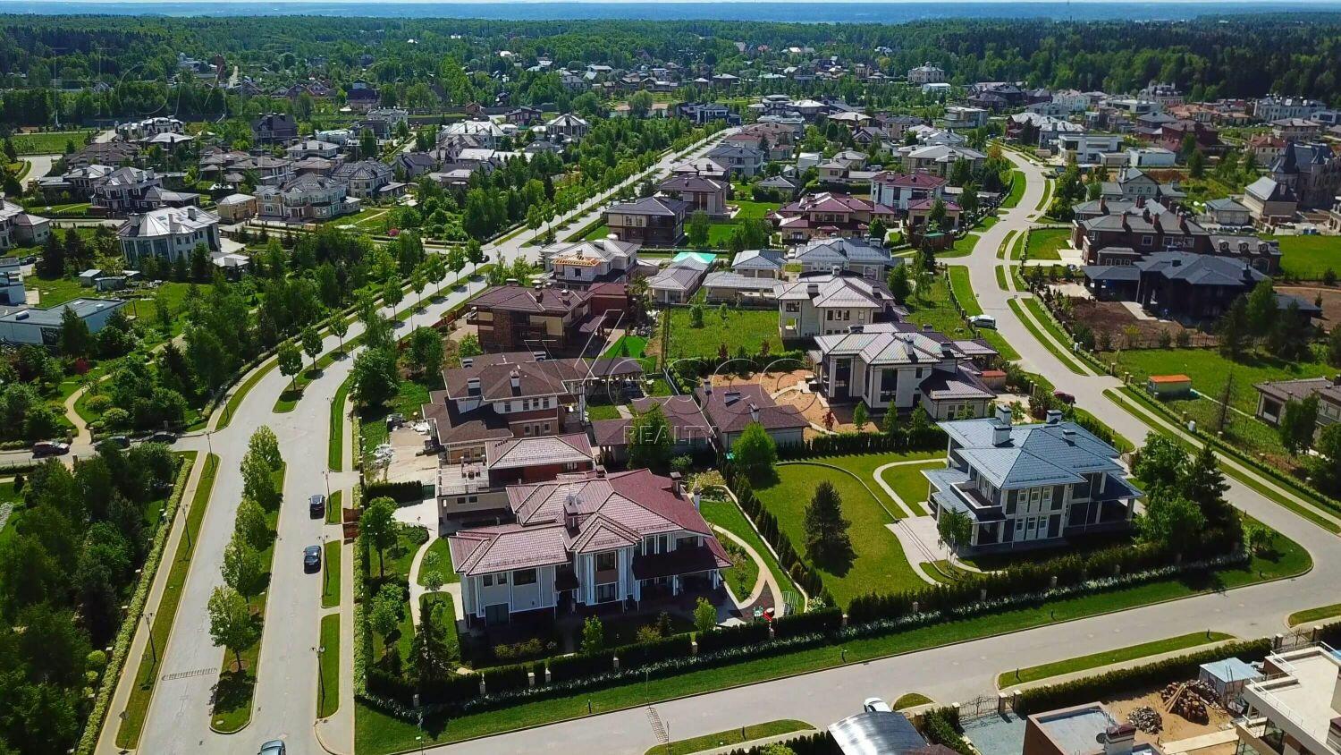 Участок 31 сот. в охраняемом поселке