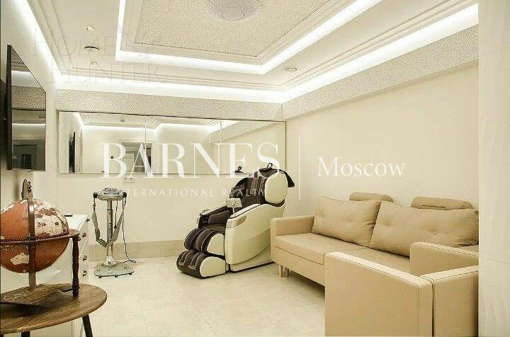 2-этажный коттедж 1 200 м² с отделкой