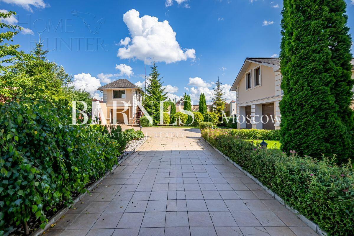 2-этажный коттедж 700 м² с отделкой