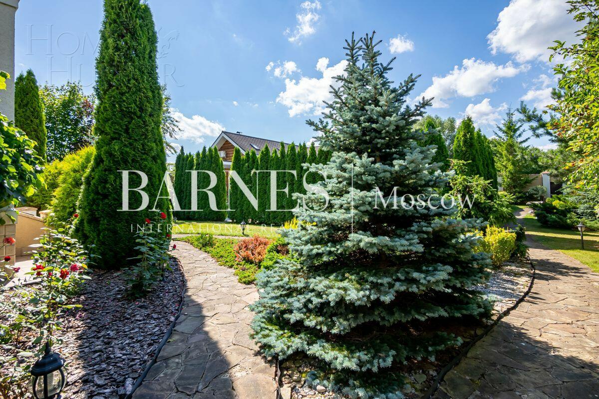 2-этажный коттедж 700 м² с отделкой