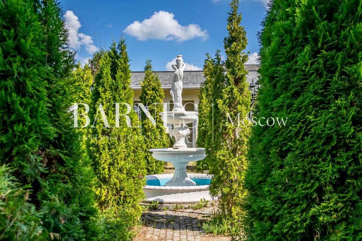 2-этажный коттедж 700 м² с отделкой