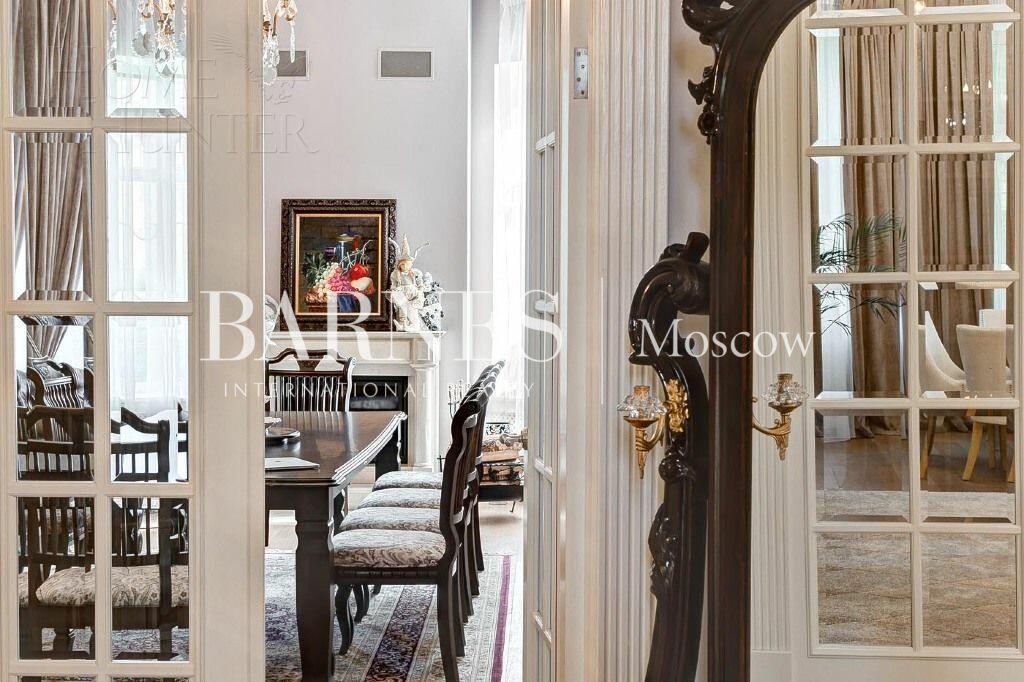 2-этажный коттедж 572 м² с отделкой