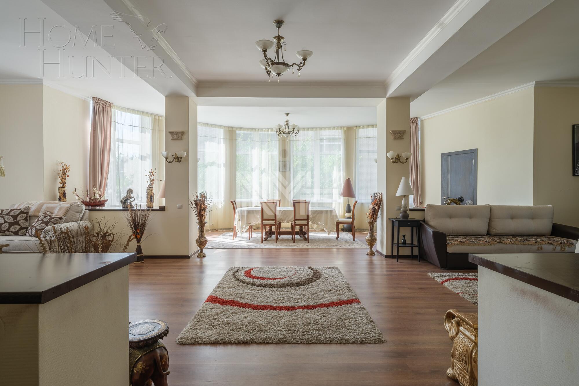 2-этажный коттедж 683 м² с отделкой