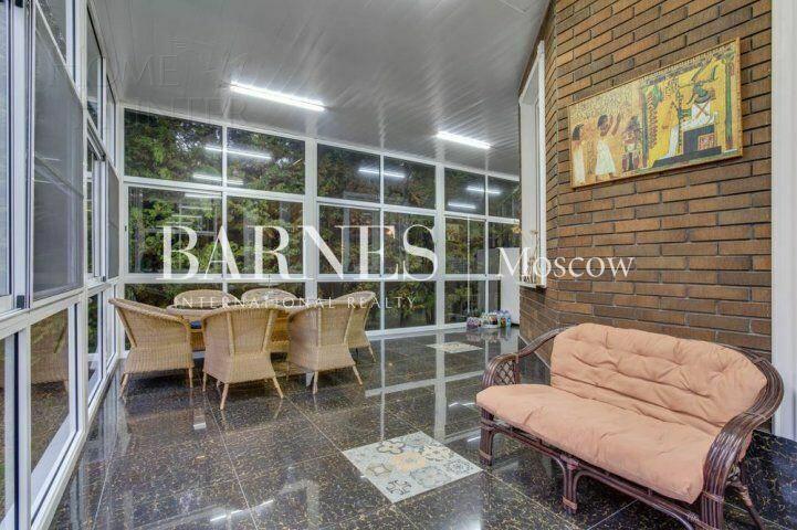 2-этажный коттедж 580 м² с отделкой