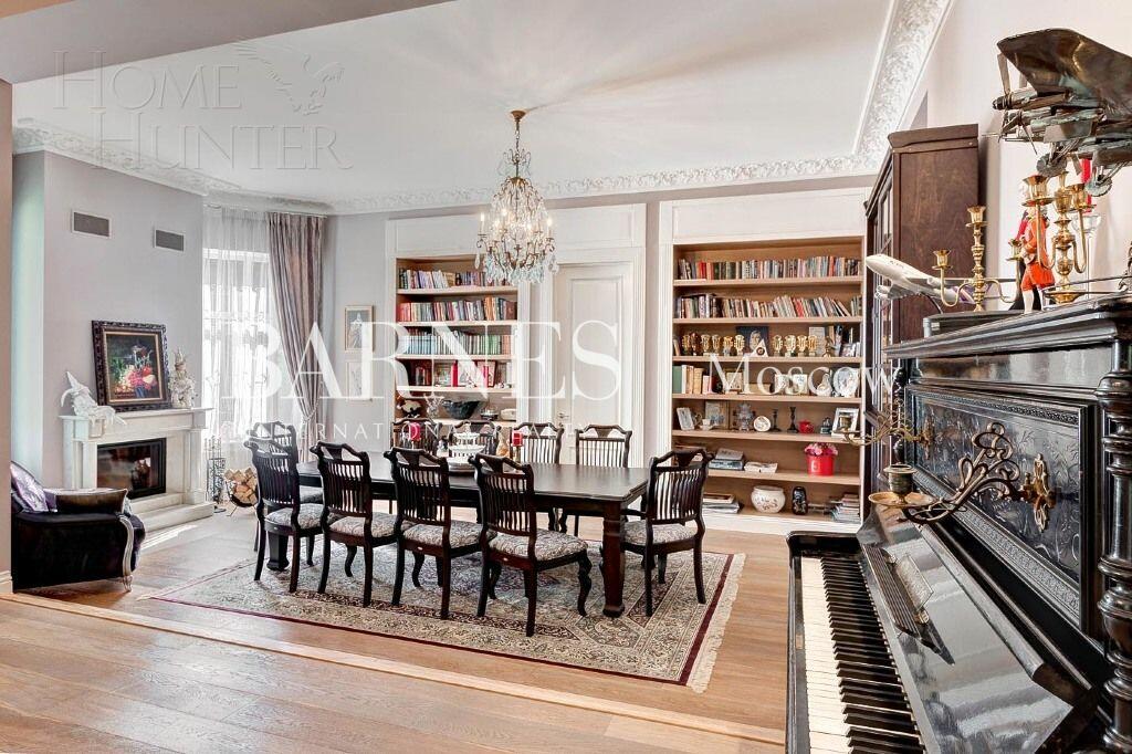 2-этажный коттедж 572 м² с отделкой