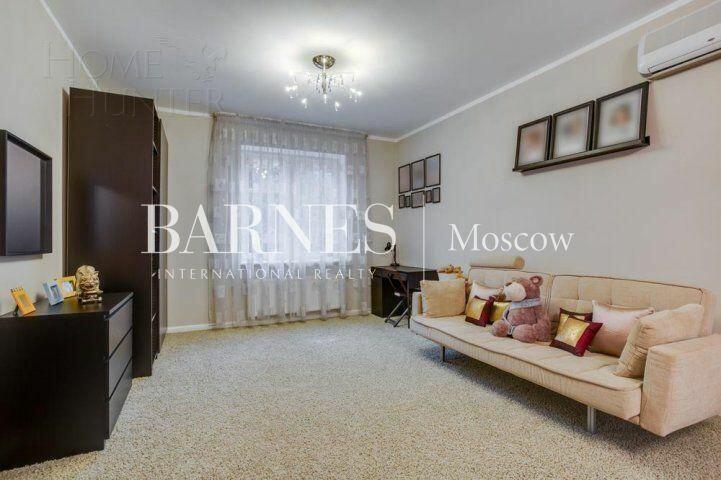 2-этажный коттедж 580 м² с отделкой