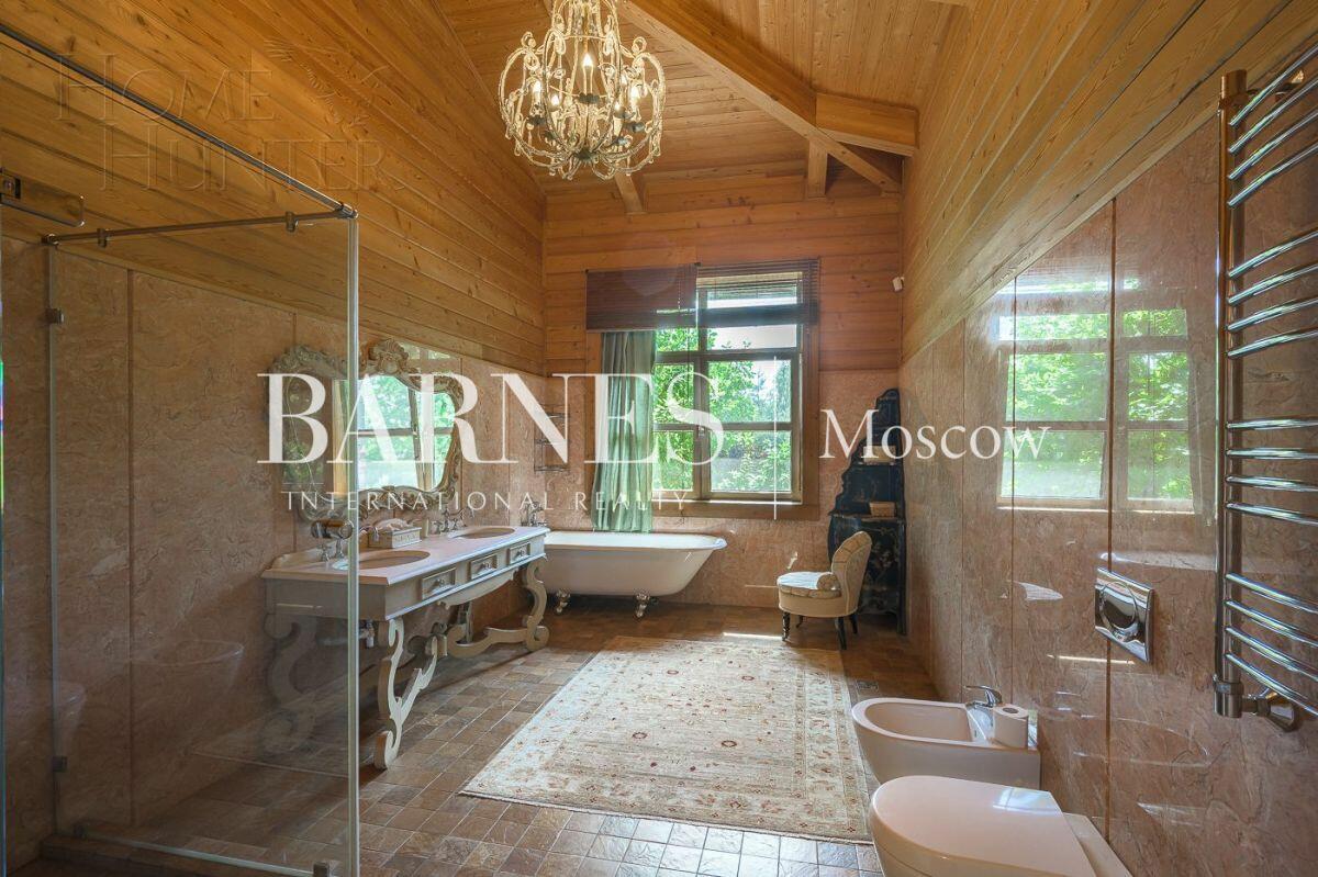 2-этажный коттедж 940 м² с отделкой