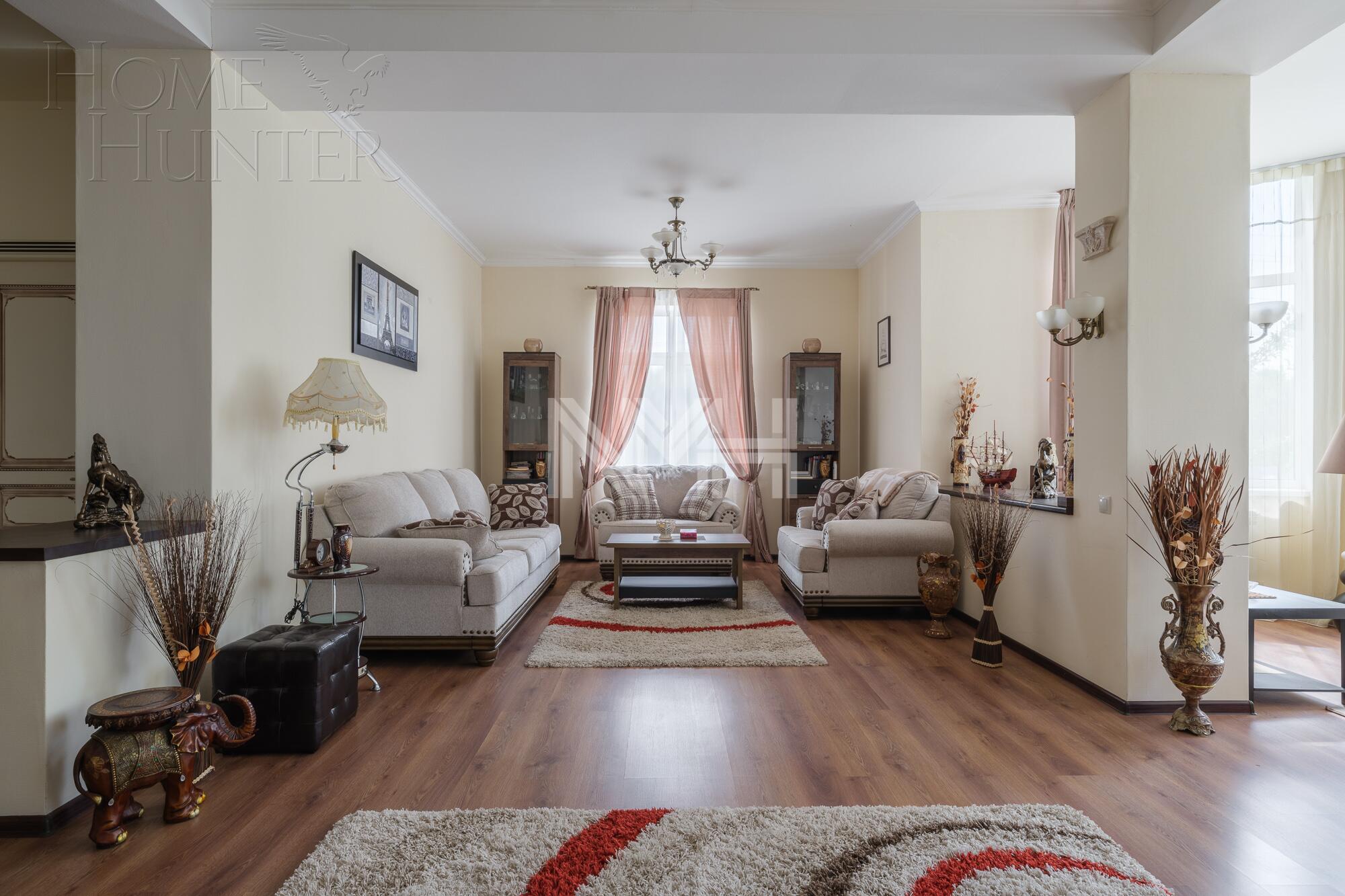 2-этажный коттедж 683 м² с отделкой