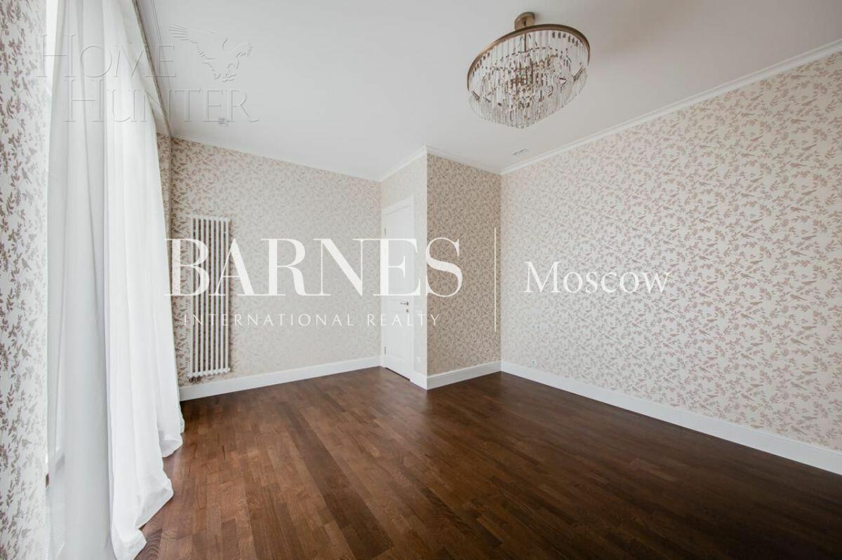 2-этажный коттедж 800 м² с отделкой