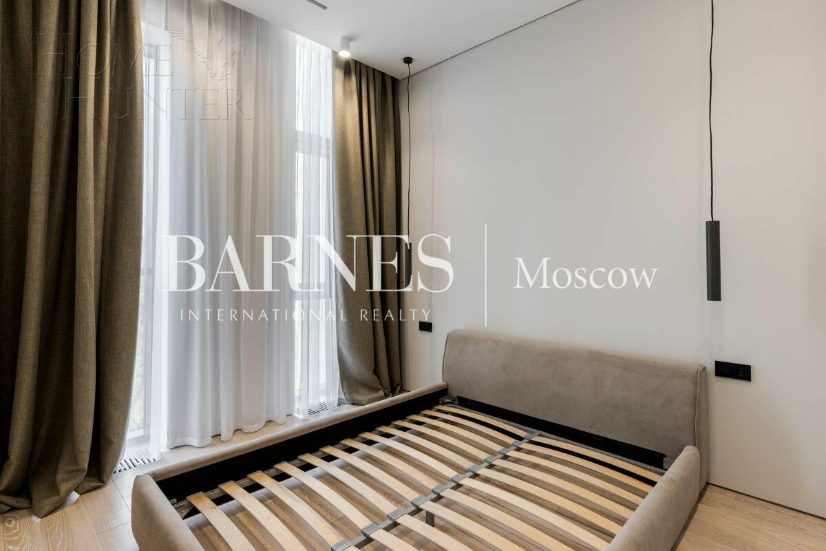 3-этажный таунхаус 244 м² с отделкой