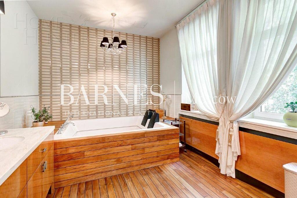 2-этажный коттедж 572 м² с отделкой