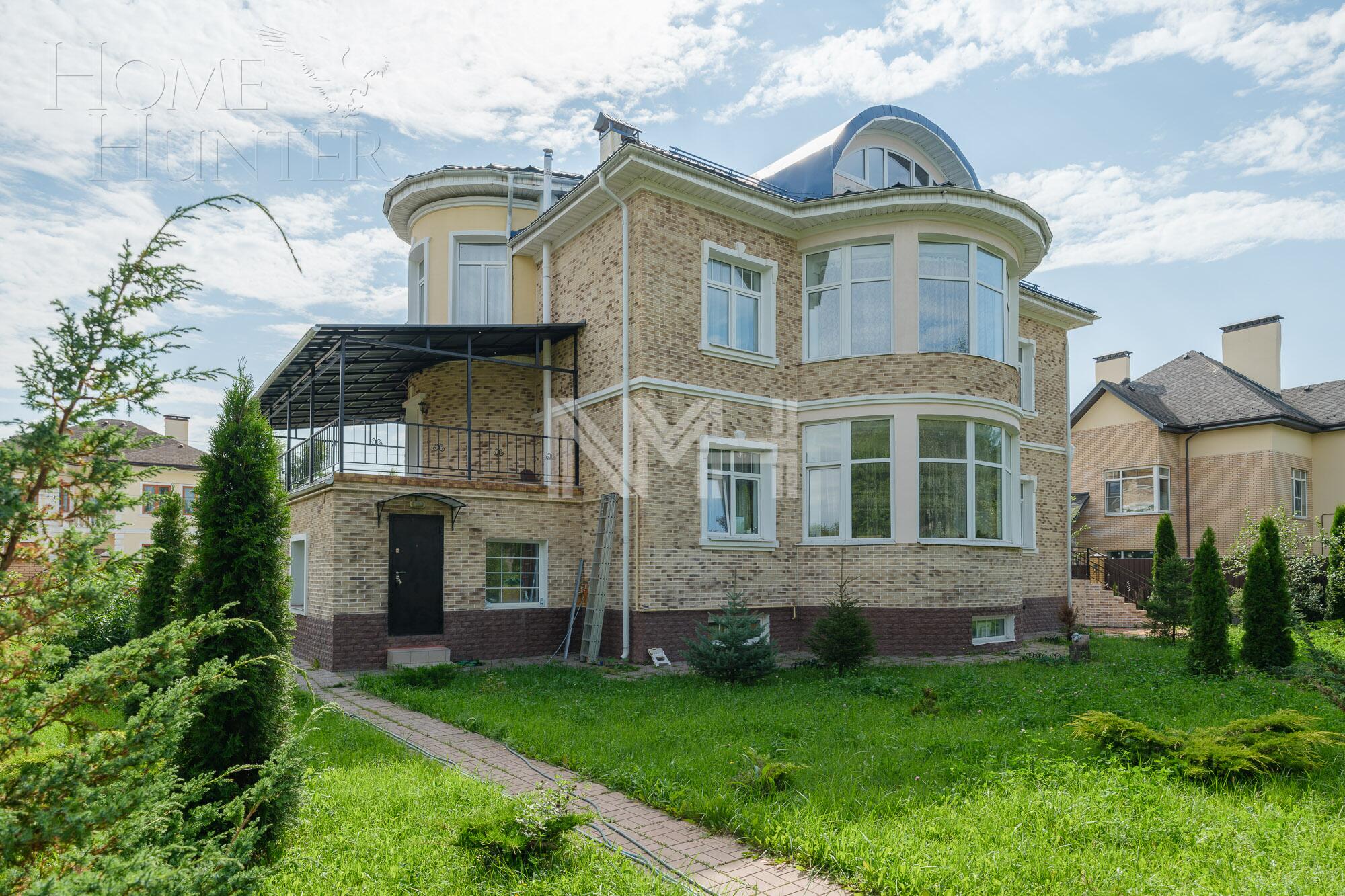 2-этажный коттедж 683 м² с отделкой