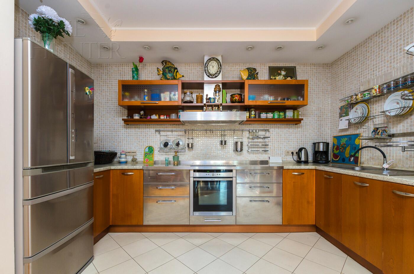 4-КОМН. КВАРТИРА С ОТДЕЛКОЙ 138 М² НА 15 ЭТАЖЕ