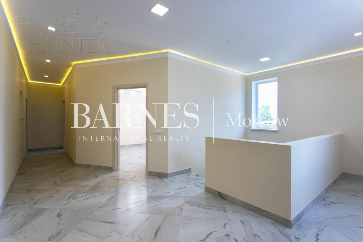 2-этажный коттедж 450 м² с отделкой