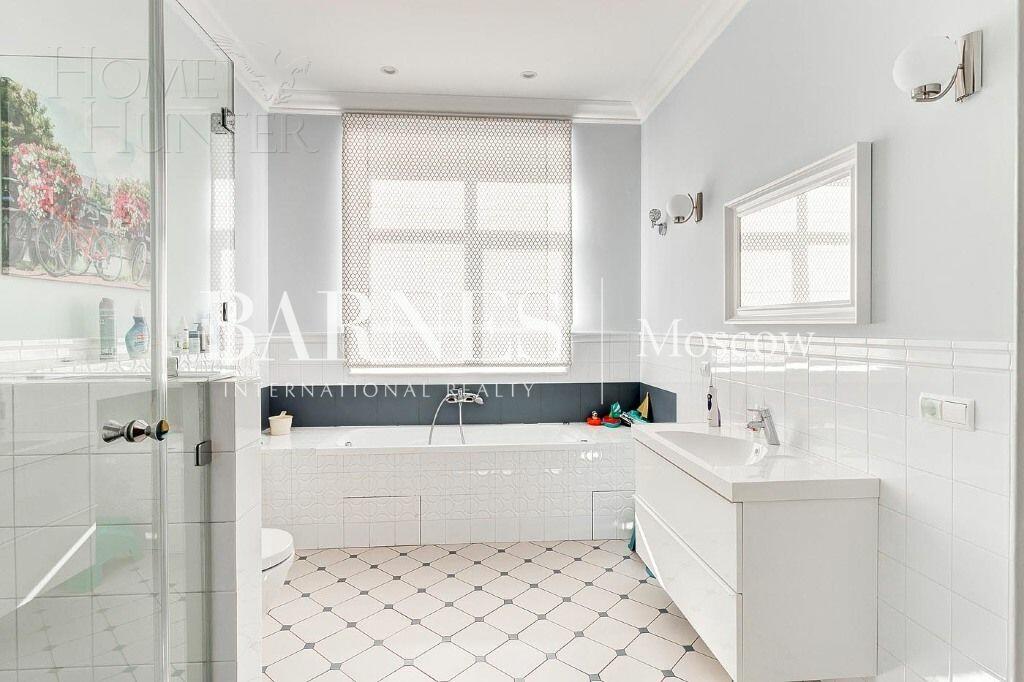 2-этажный коттедж 572 м² с отделкой