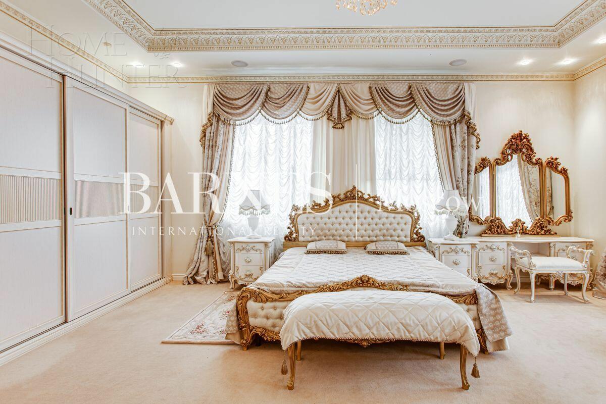 2-этажный коттедж 700 м² с отделкой