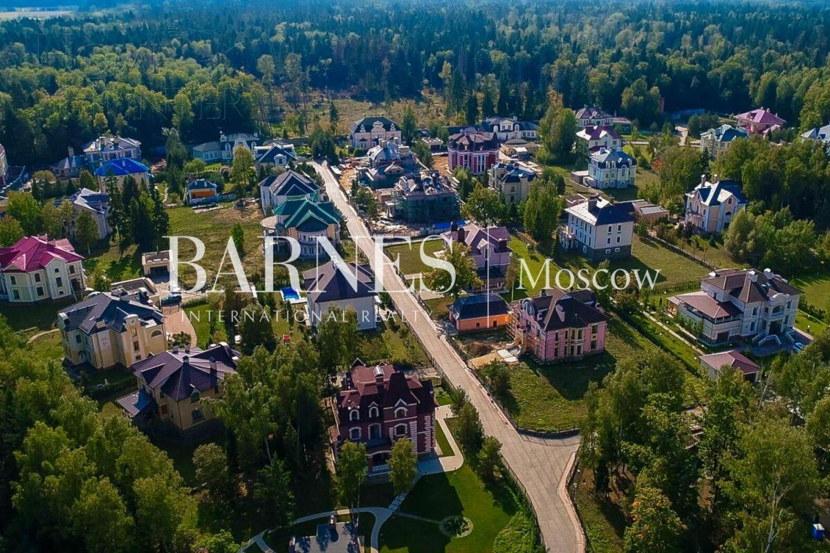 2-этажный коттедж 572 м² с отделкой