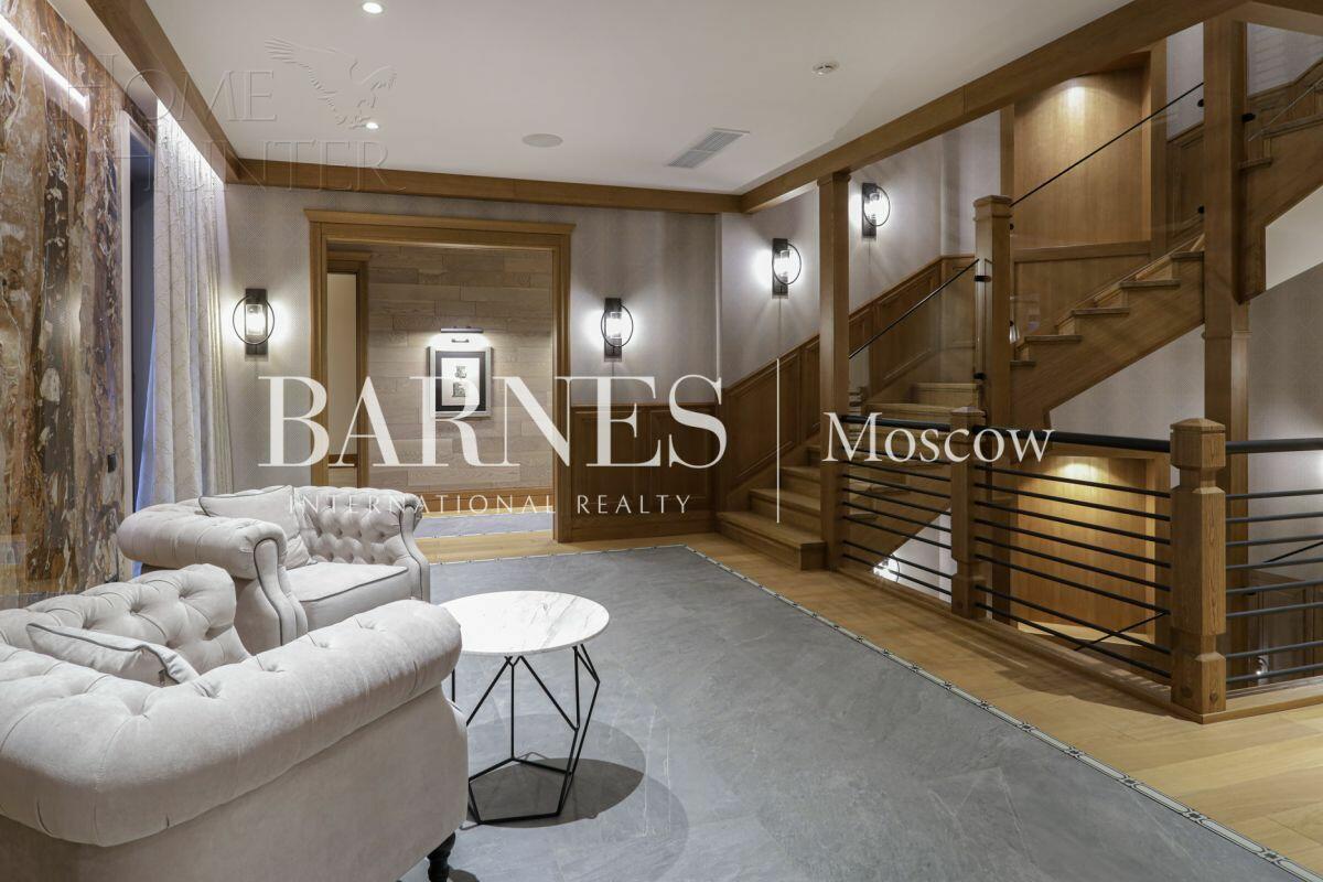 2-этажный коттедж 658 м² с отделкой