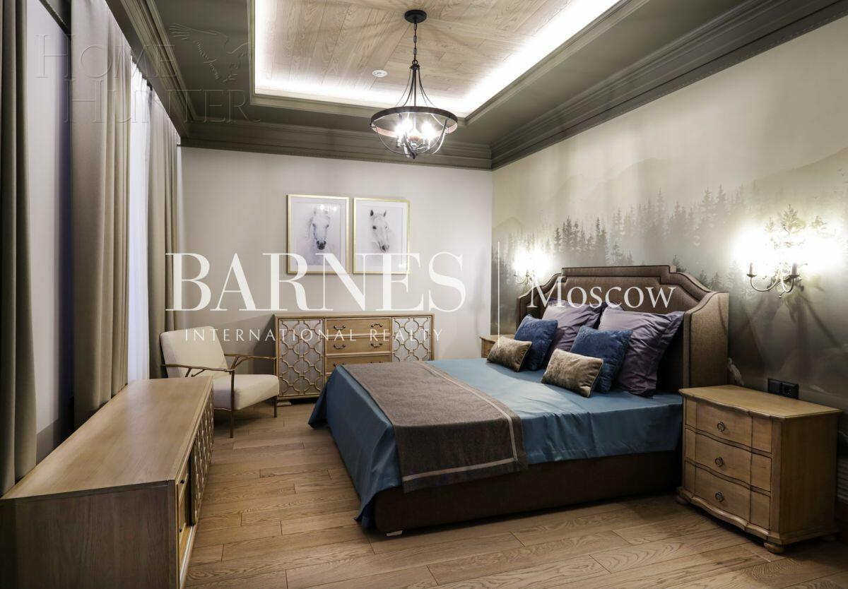 2-этажный коттедж 658 м² с отделкой