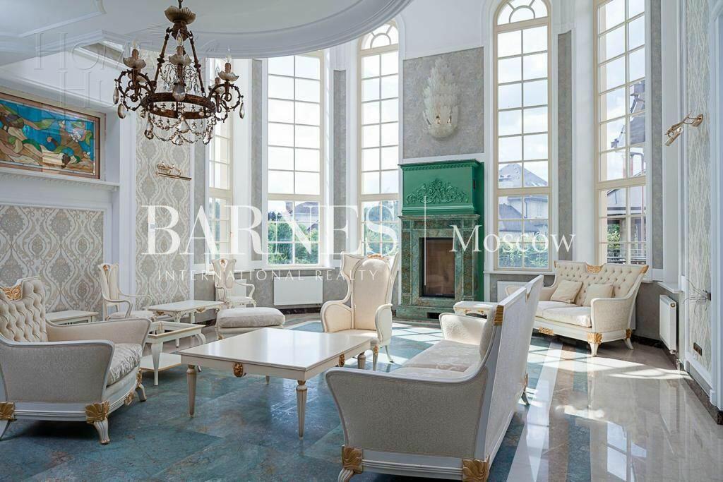 2-этажный коттедж 1 700 м² с отделкой