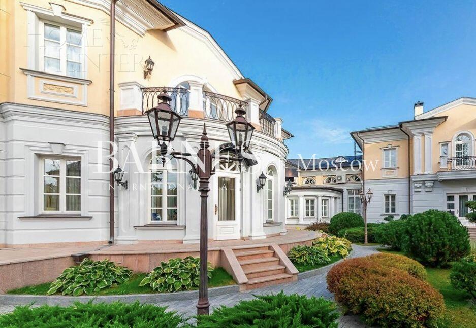 КОТТЕДЖ 2 000 м² с отделкой