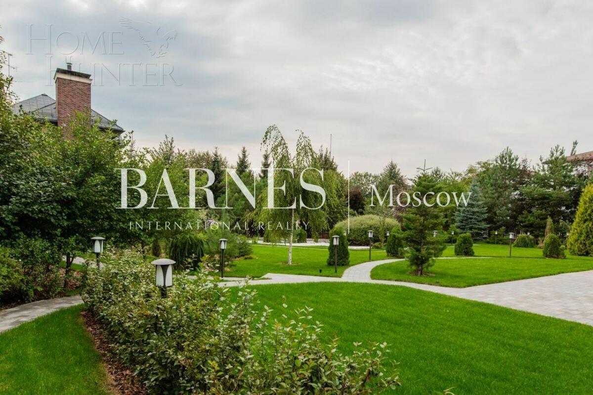 2-этажный коттедж 800 м² с отделкой