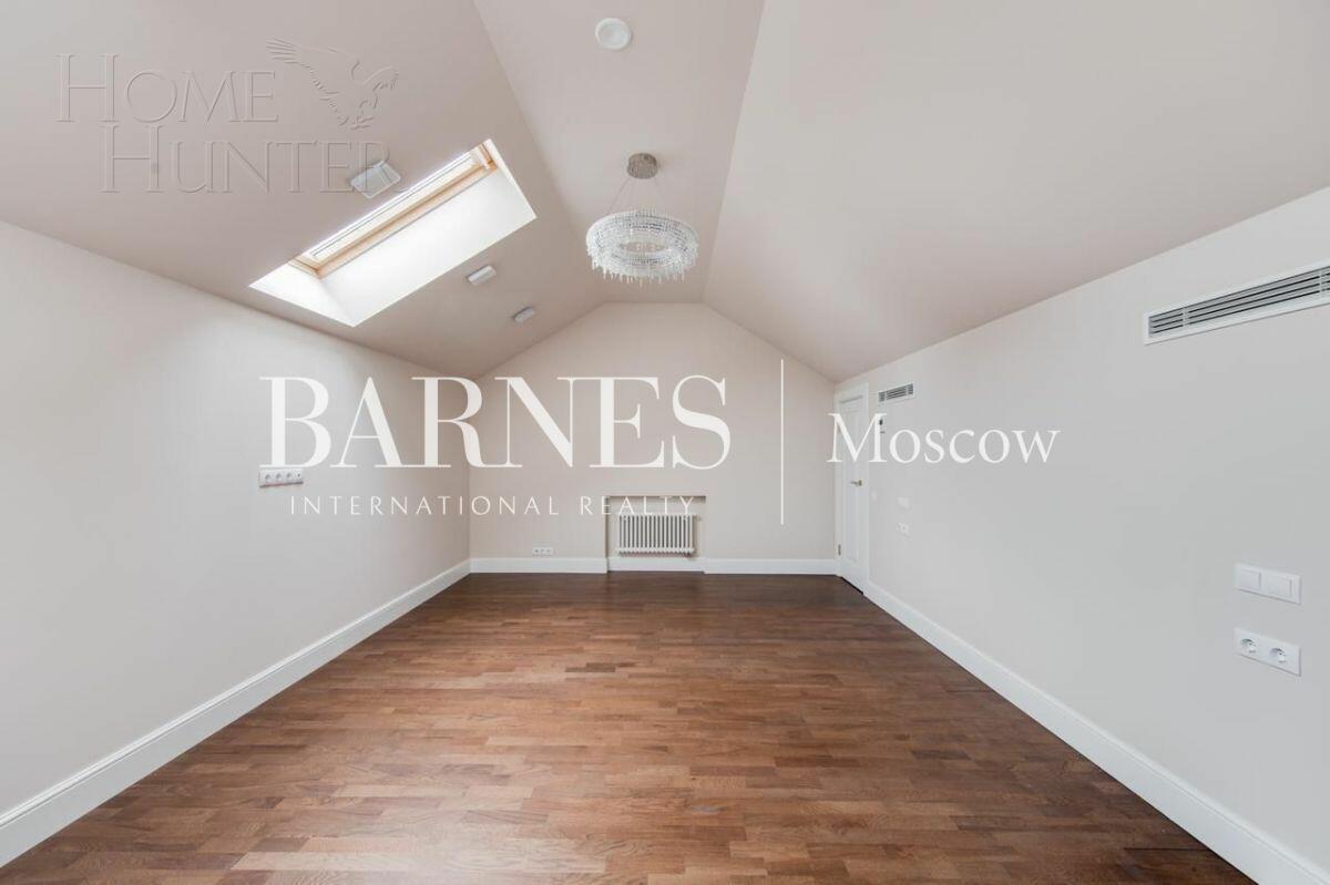 2-этажный коттедж 800 м² с отделкой