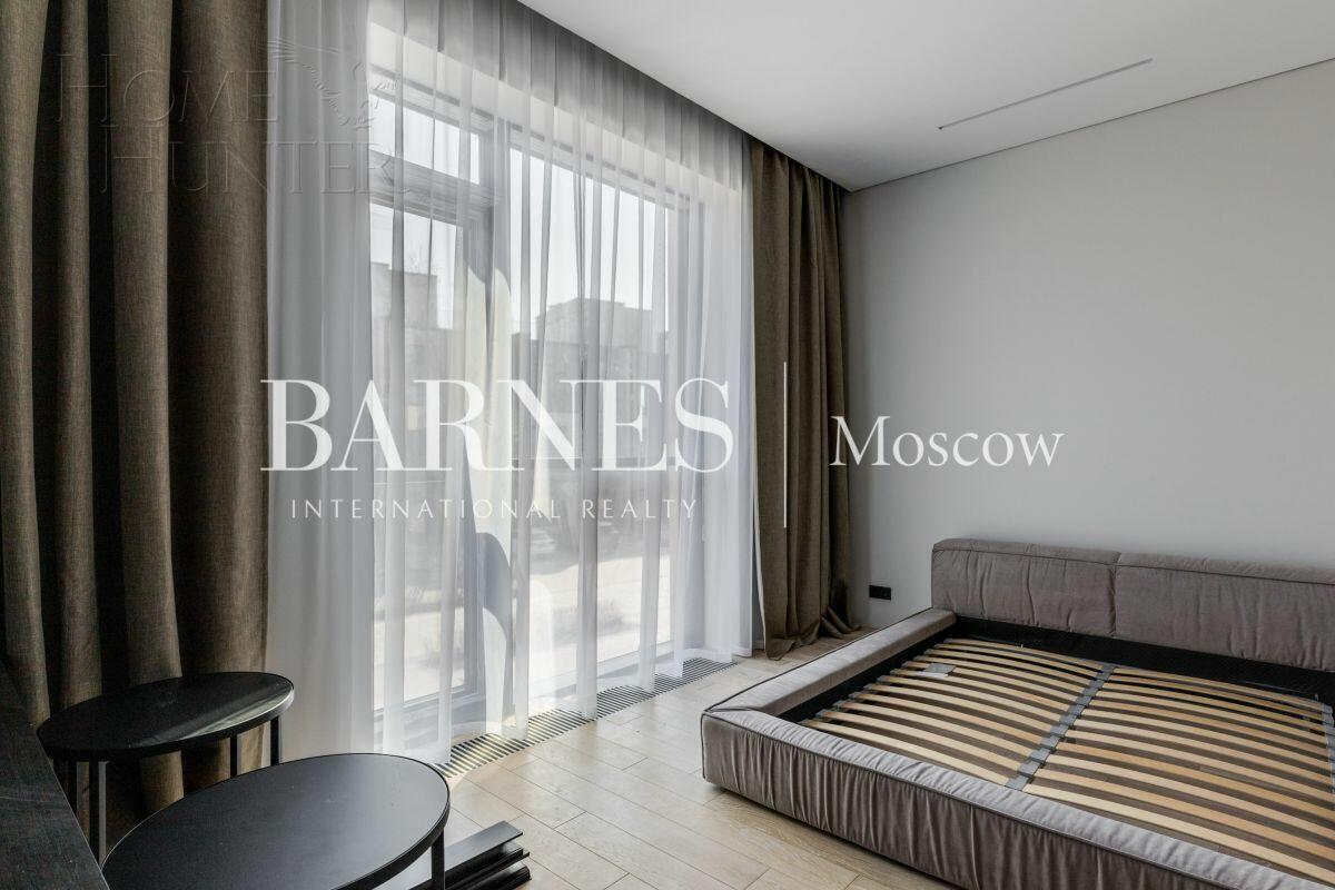 3-этажный таунхаус 244 м² с отделкой