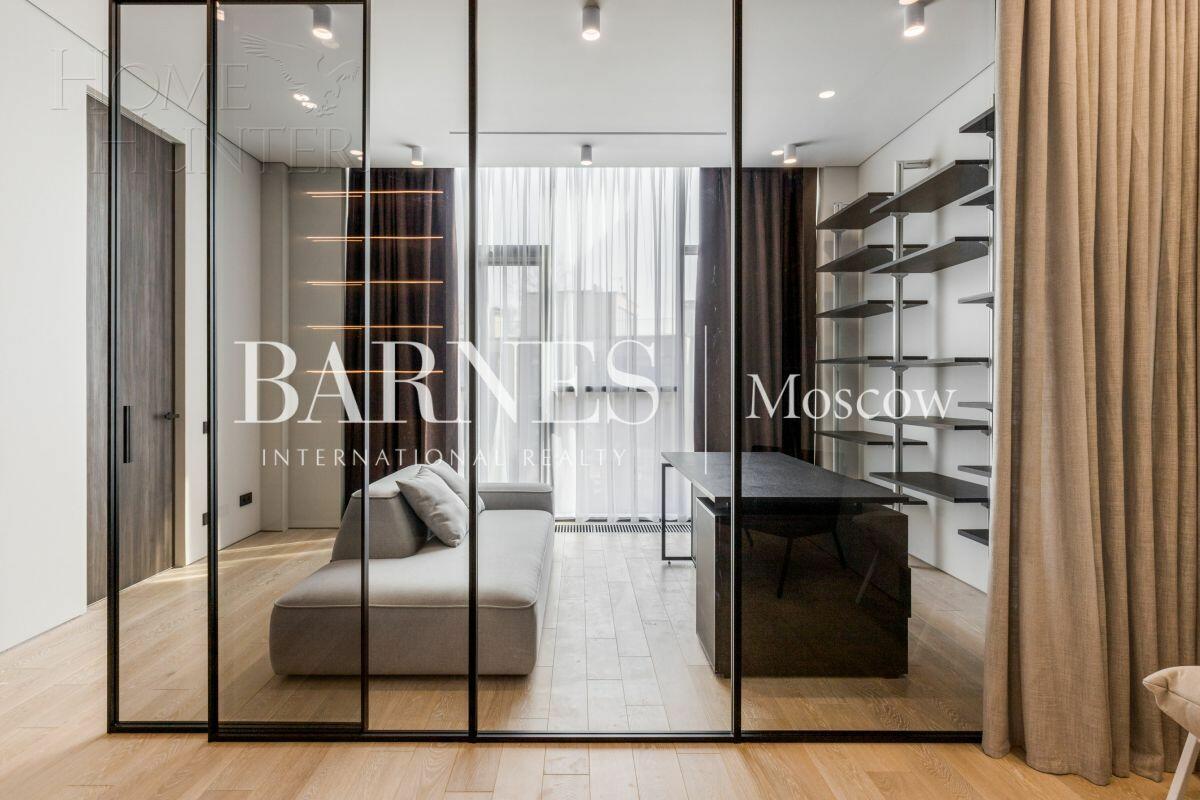 3-этажный таунхаус 244 м² с отделкой