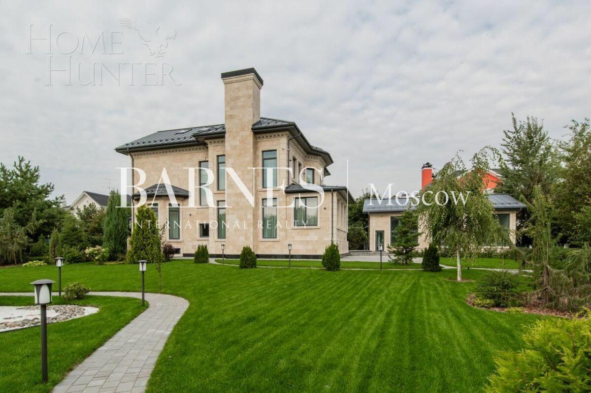 2-этажный коттедж 800 м² с отделкой