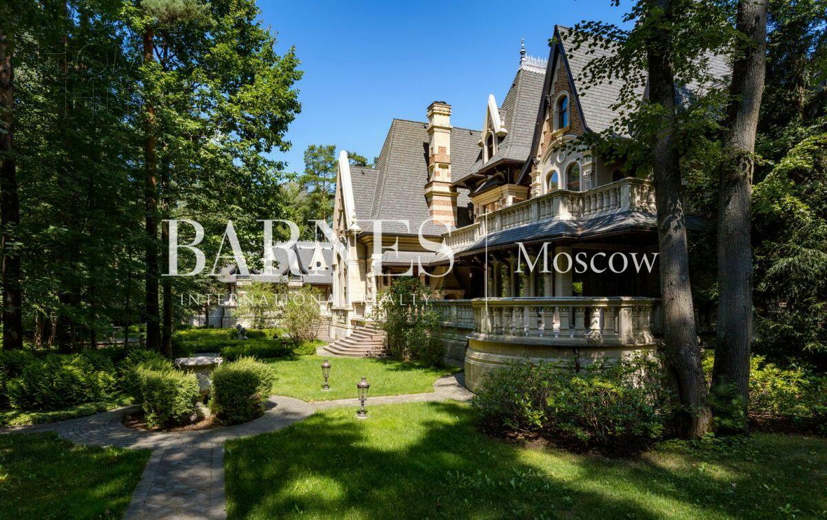 2-этажный коттедж 2 164 м² с отделкой