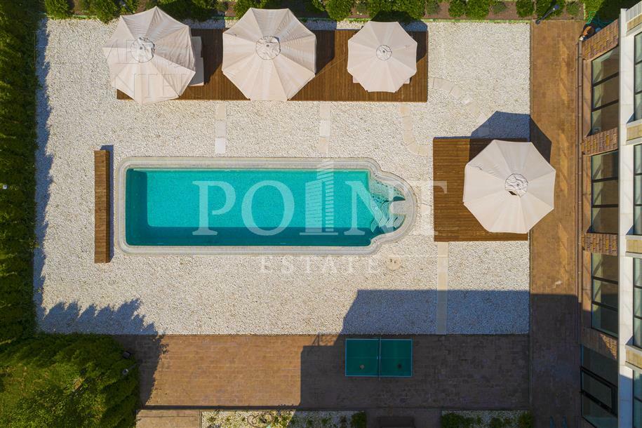 2-этажный коттедж 1 667 м² с отделкой