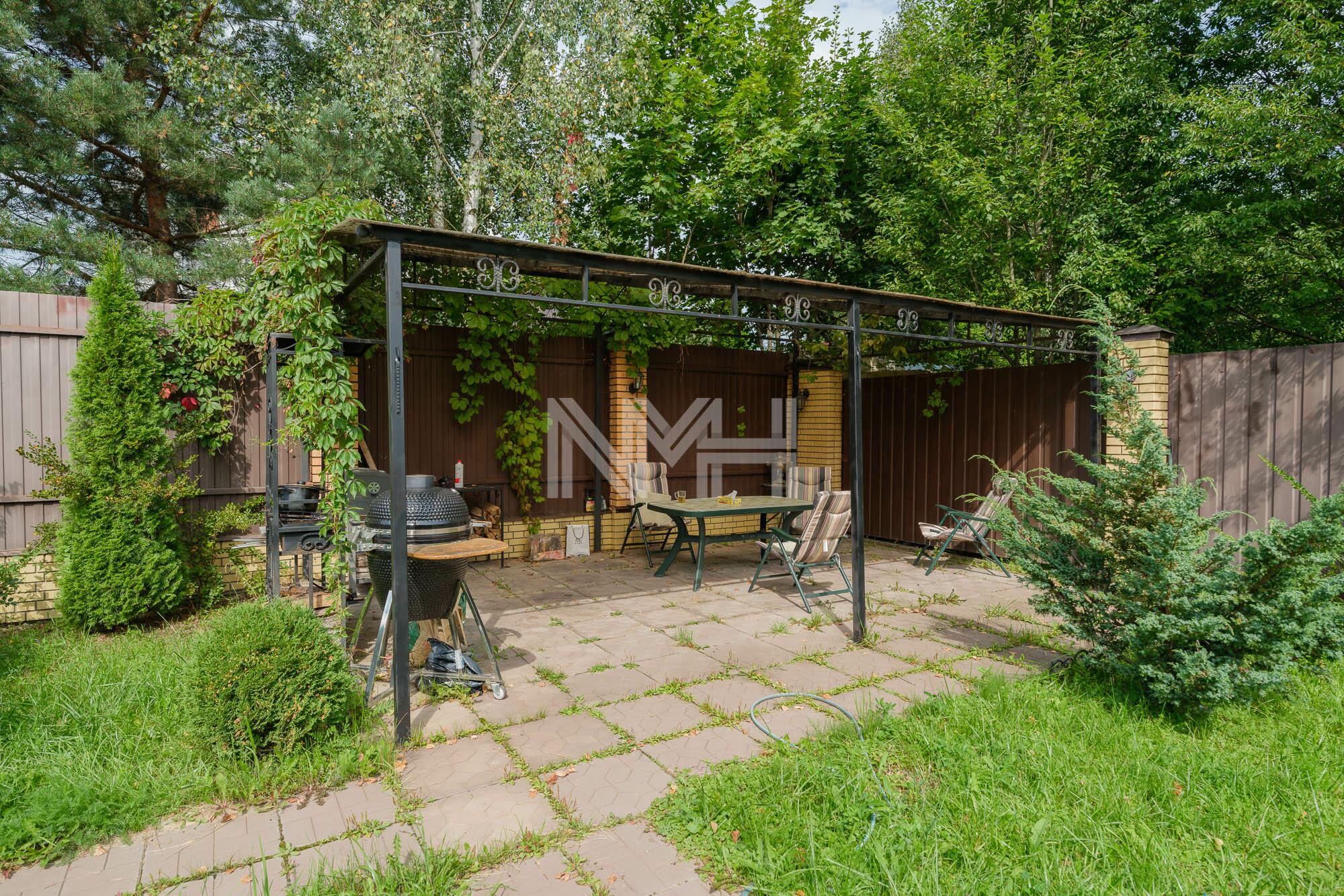 2-этажный коттедж 683 м² с отделкой