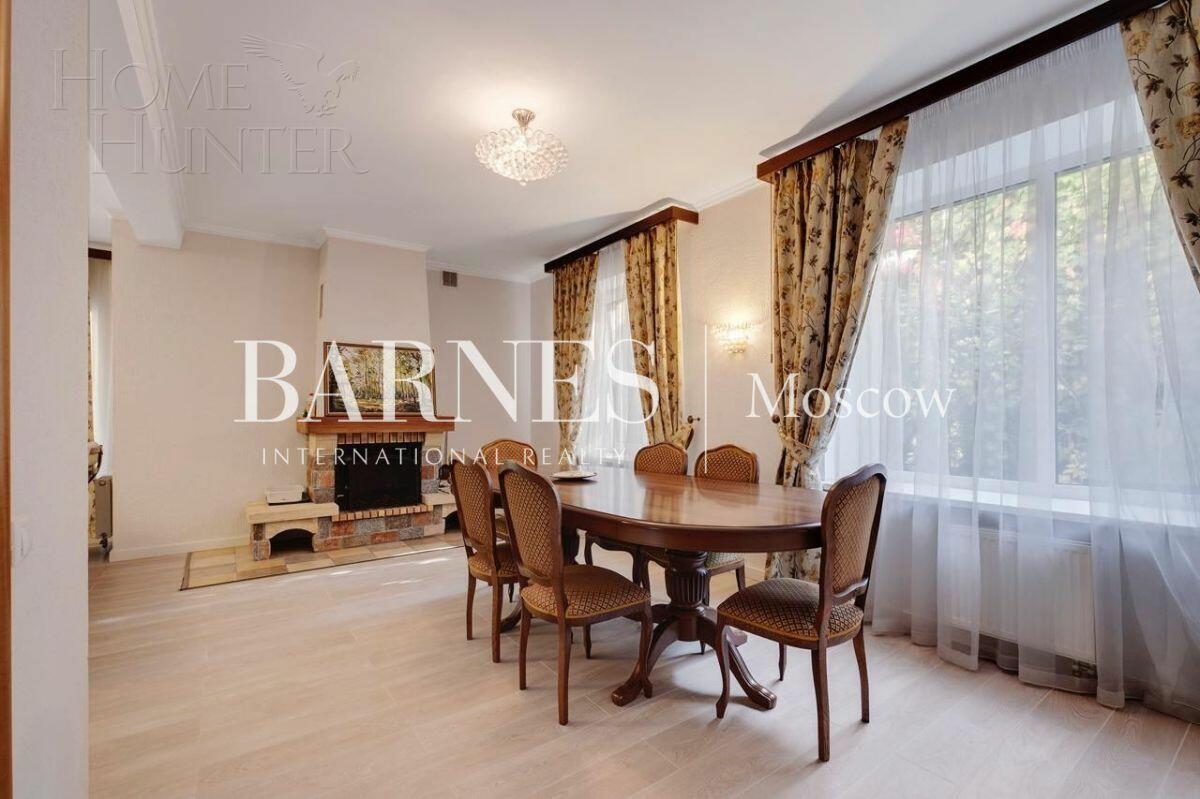 2-этажный коттедж 320 м² с отделкой