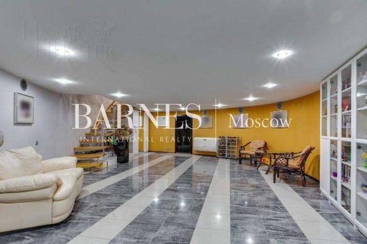 2-этажный коттедж 580 м² с отделкой