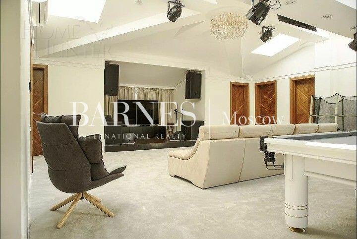 2-этажный коттедж 1 200 м² с отделкой