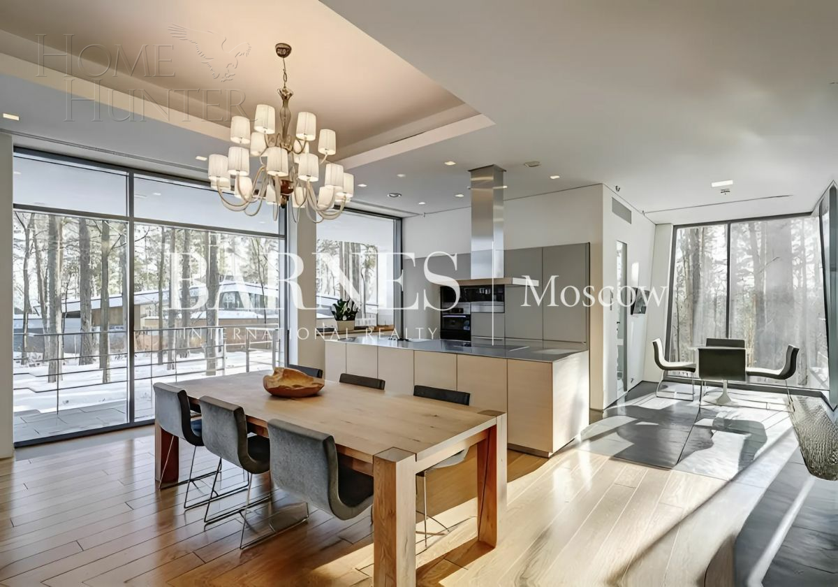 КОТТЕДЖ 640 м² с отделкой