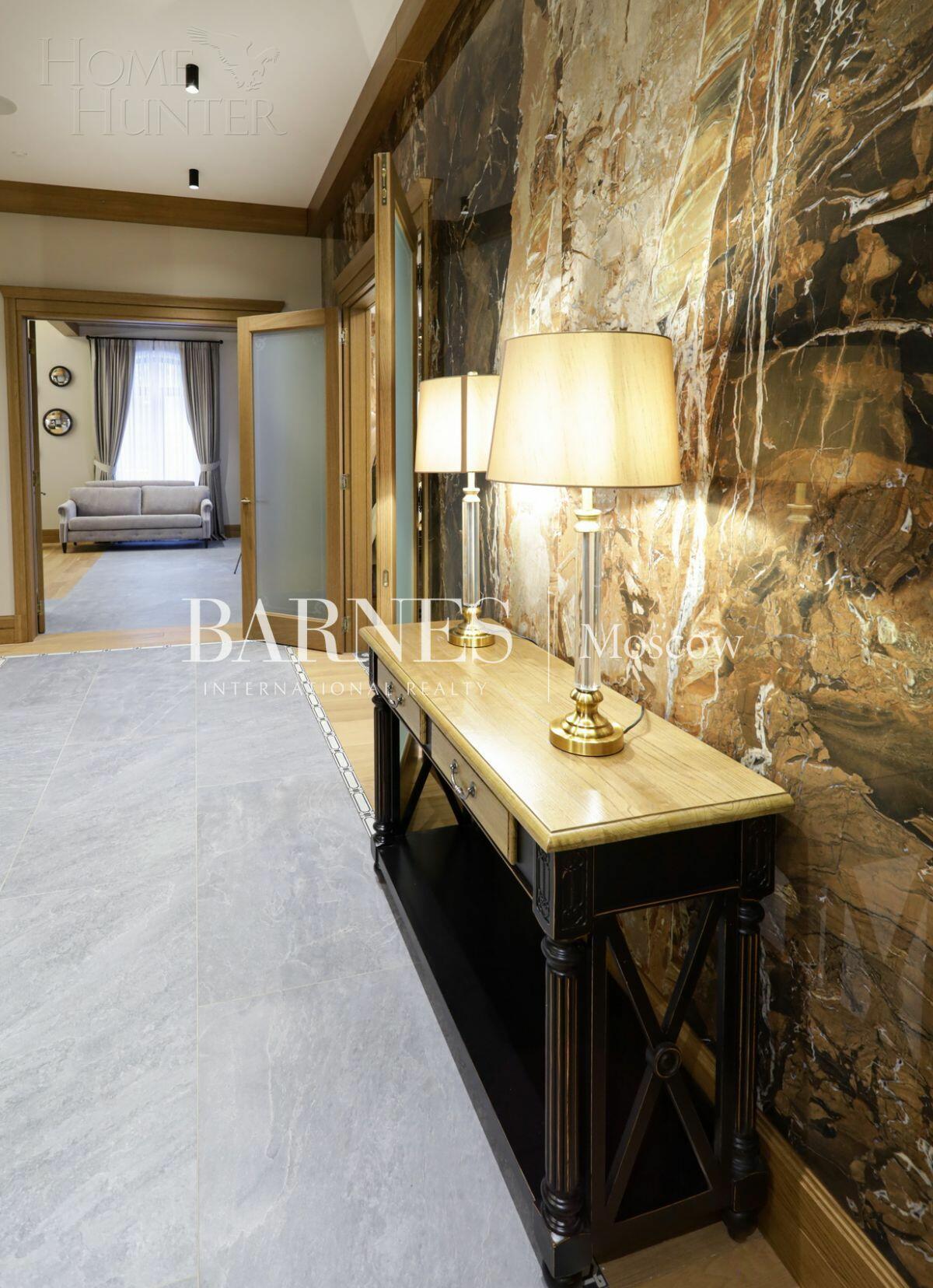 2-этажный коттедж 658 м² с отделкой