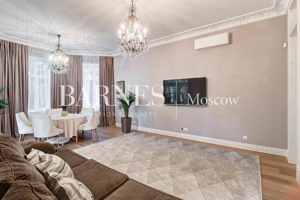 2-этажный коттедж 572 м² с отделкой