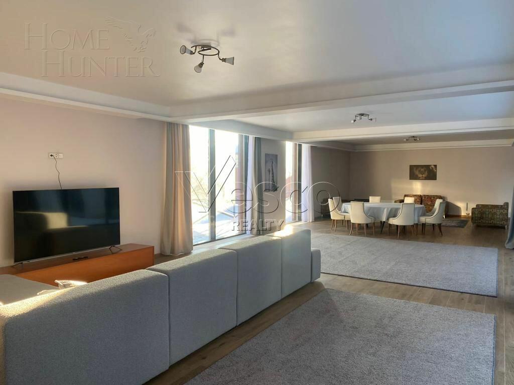 2-этажный коттедж 500 м² с отделкой