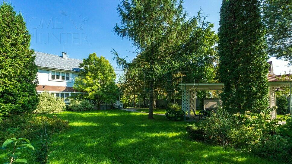 3-этажный коттедж 400 м² с отделкой