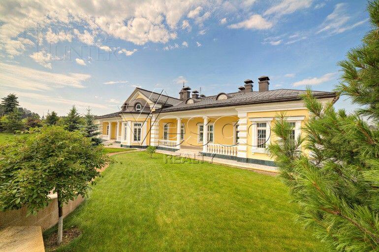 1-этажный коттедж 1 843 м² без отделки