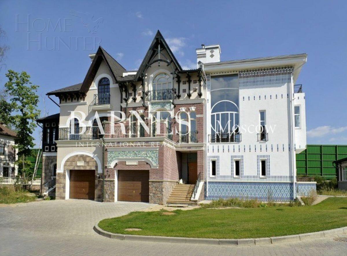 2-этажный таунхаус 232 м² без отделки