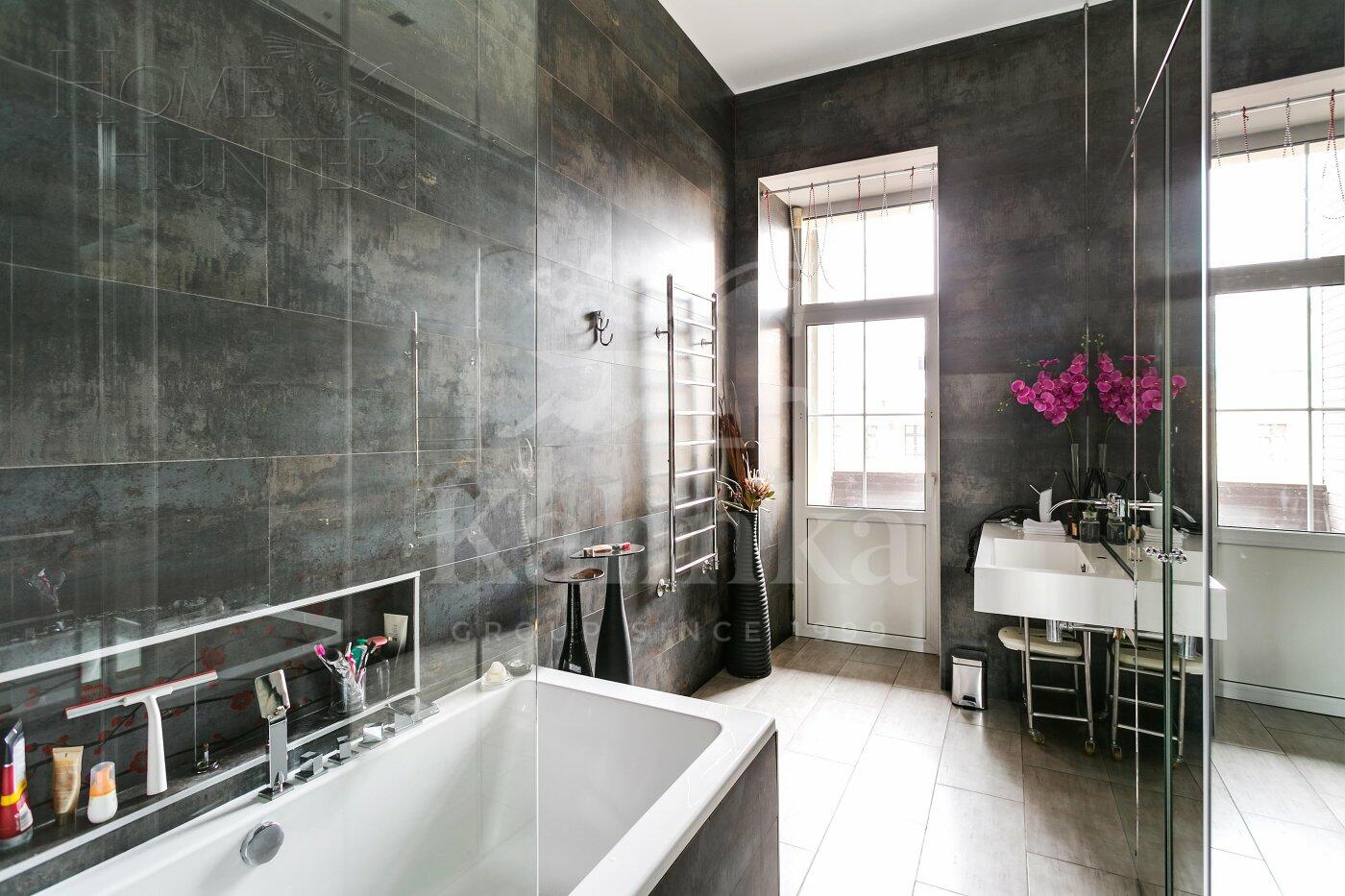 3-КОМН. КВАРТИРА С ОТДЕЛКОЙ 103.5 М² НА 3 ЭТАЖЕ